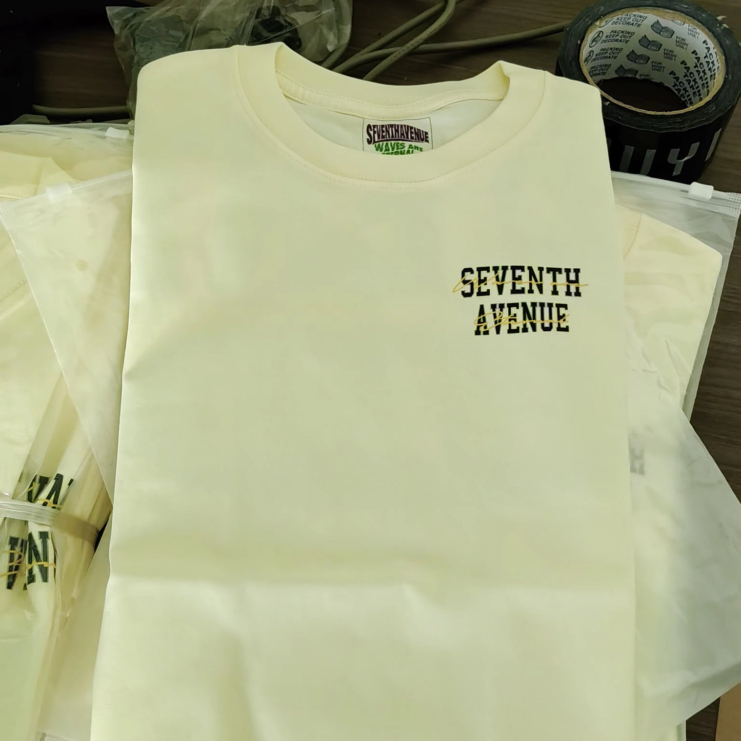 Adults Seventh Ave Big Back signature T-Shirts