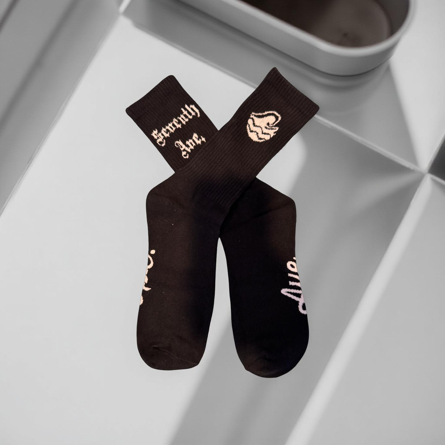 (5 Colors) Signature Ave Socks