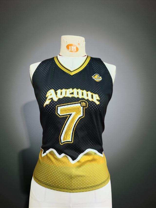 (2 Colors) Seventh Ave Saints Collection Halter Top