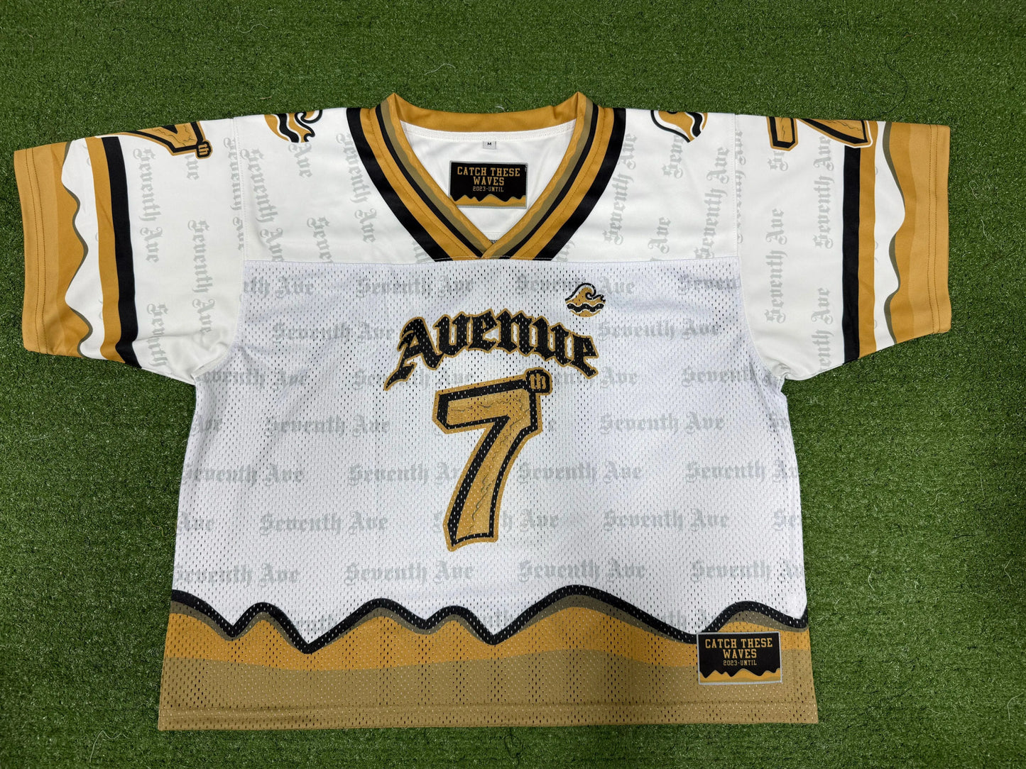 (2 Colors) Whodat Cropped Avenue Jersey.