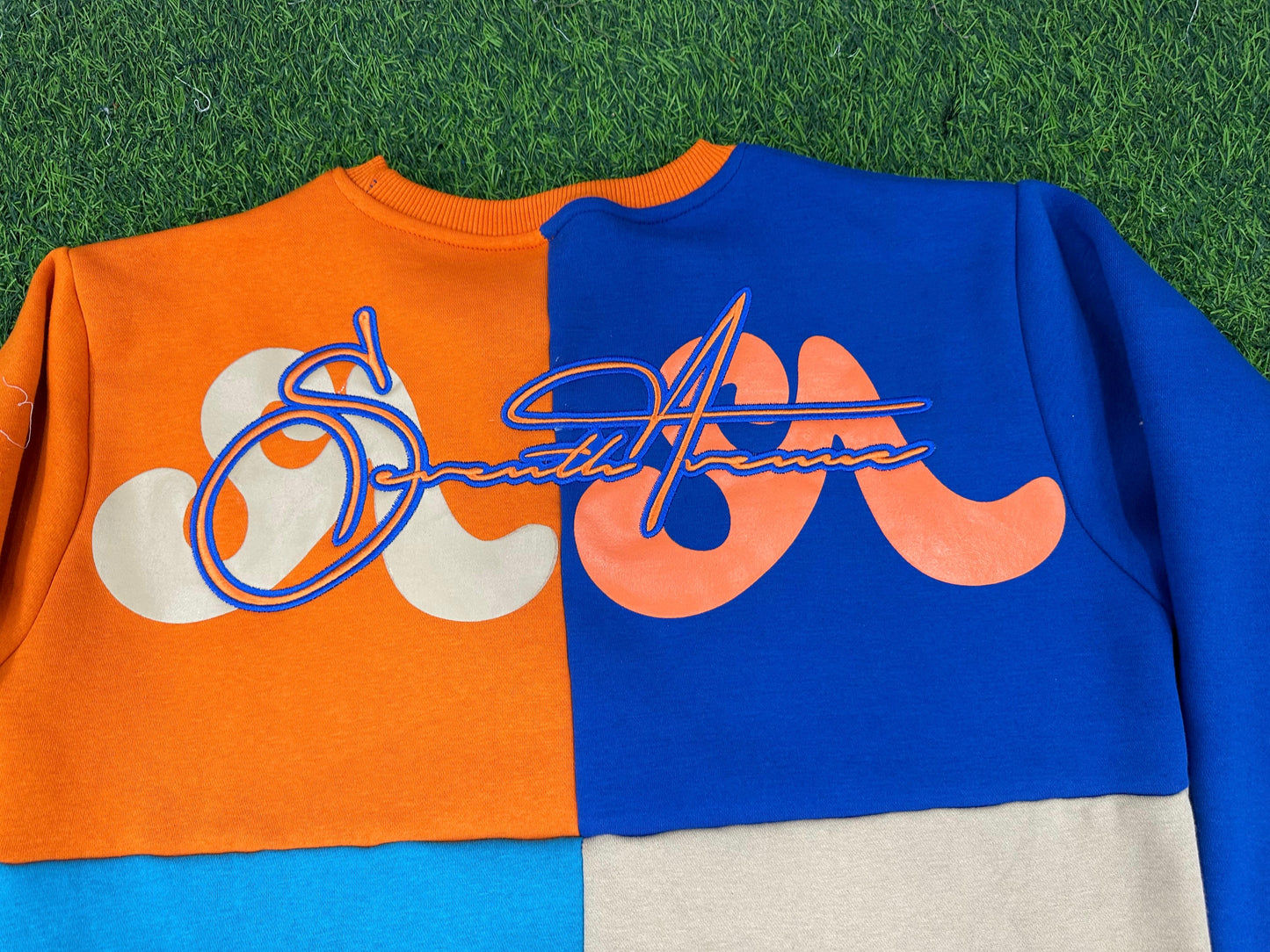 Signature SA crewneck